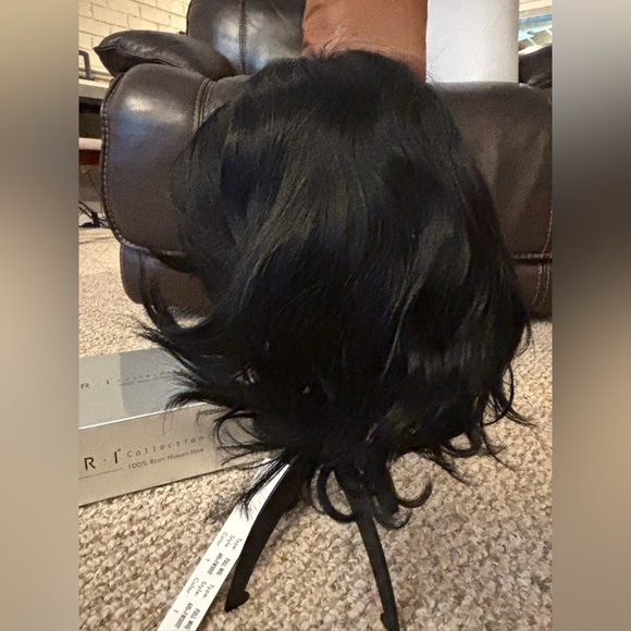 ARI Collection 100% Remy Human Hair Full Wig Natural ARI-FW3002-F NEW WITH TAG - Picture 3 of 7